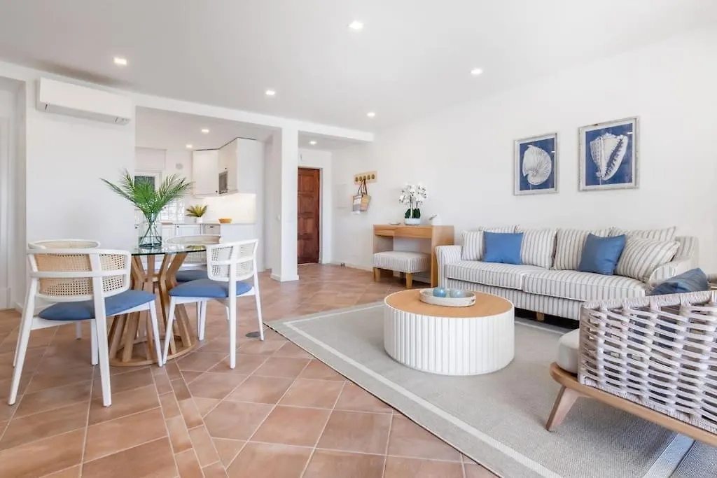 Beachfront Apartment Praia Da Luz By Blue Diamond 23B