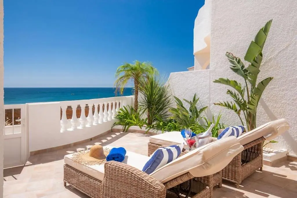 Beachfront Apartment Praia Da Luz By Blue Diamond 23B